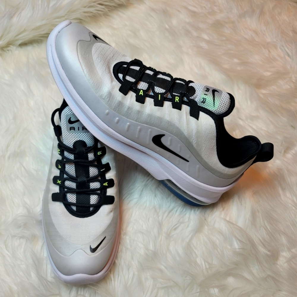 Nike men's  Sneaker